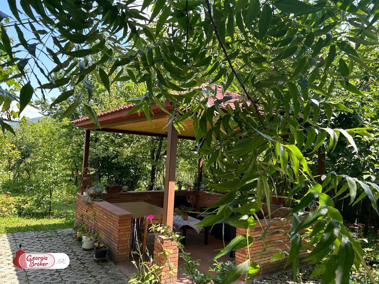 იყიდება ახალი გარემონტებული 5 ოთახიანი სახლი დუშეთის მუნიციპალიტეტში